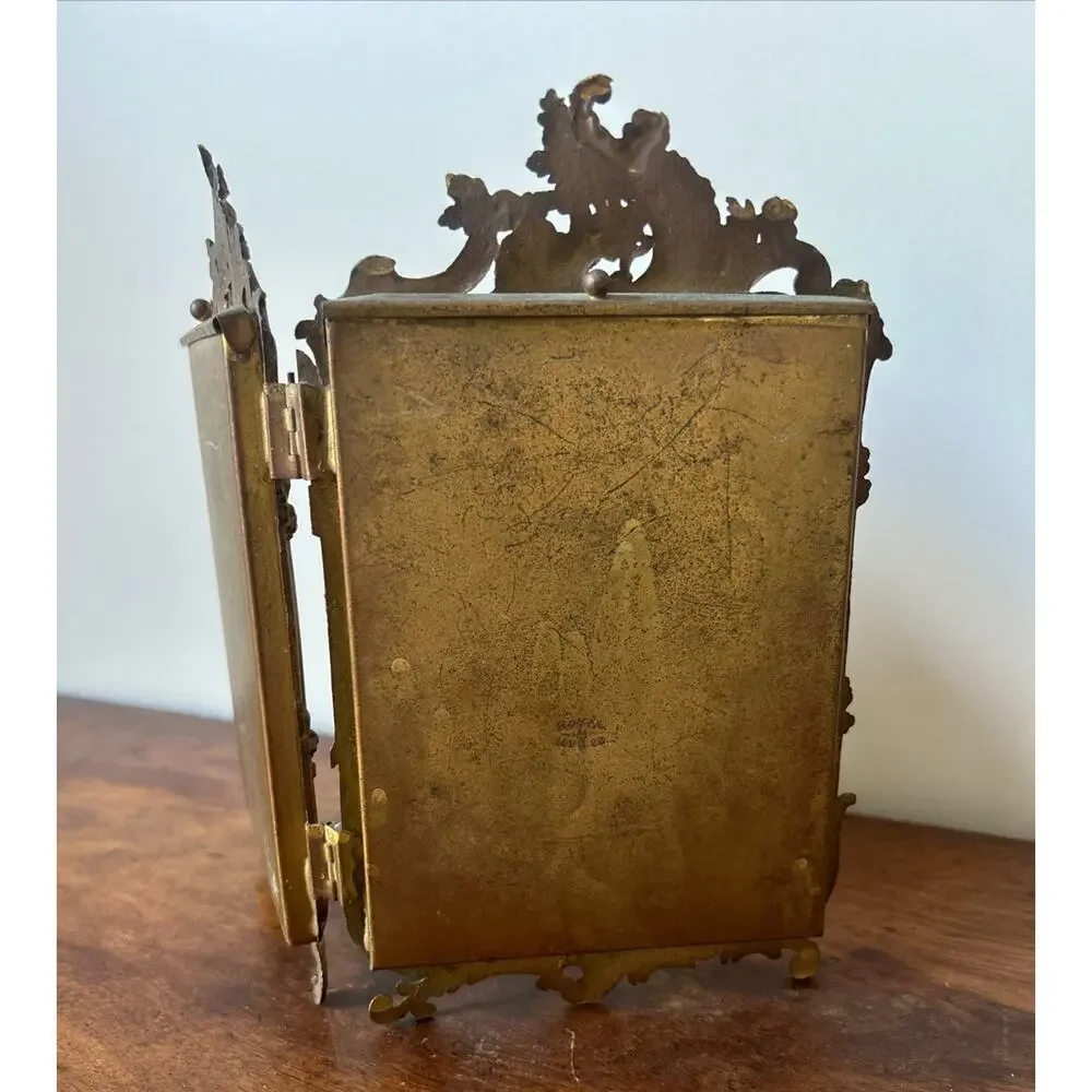 Antique Victorian Royal M. Mfg. Co. Ornate Brass Double Folding Picture Frame